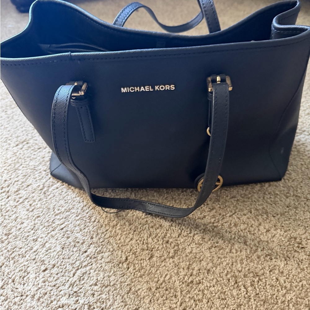 Michael Kors Jet Set Saffiano Leather Tote – Black with Gold Hardware